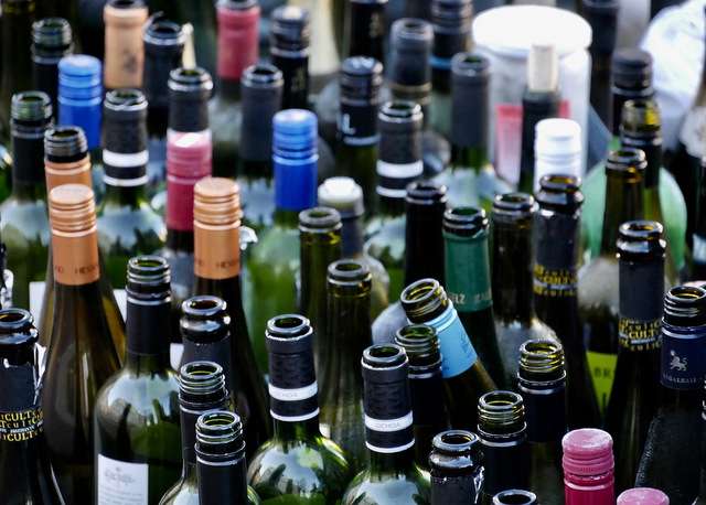bottles-2357645_960_720